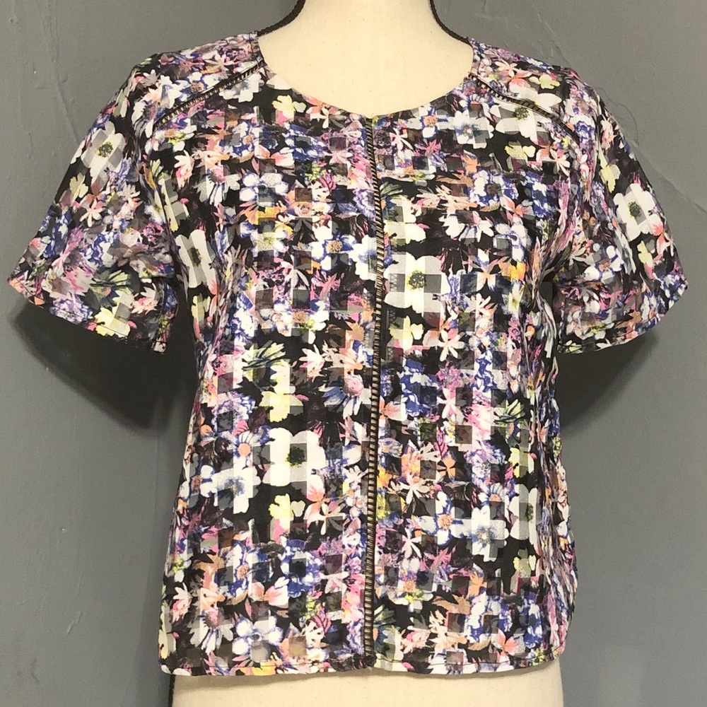 BCNU Multi color Flower Blouse - Picture 1 of 4